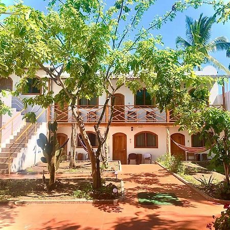 Hostal White House Galapagos Puerto Ayora  Eksteriør billede