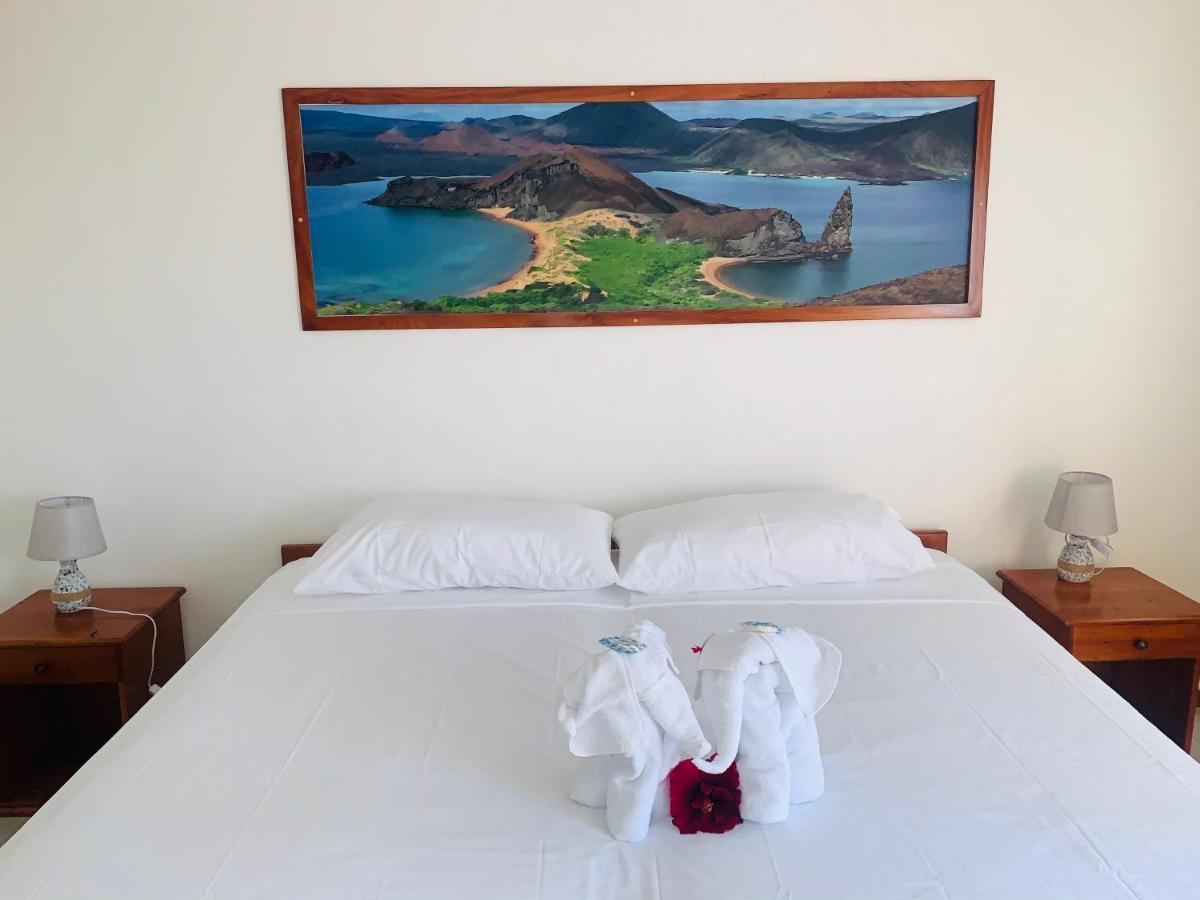 Hostal White House Galapagos Puerto Ayora  Eksteriør billede