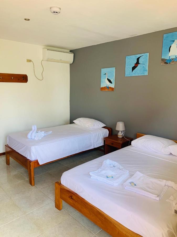 Hostal White House Galapagos Puerto Ayora  Eksteriør billede
