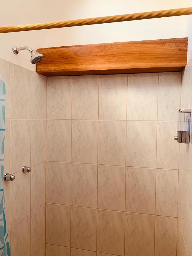 Hostal White House Galapagos Puerto Ayora  Eksteriør billede