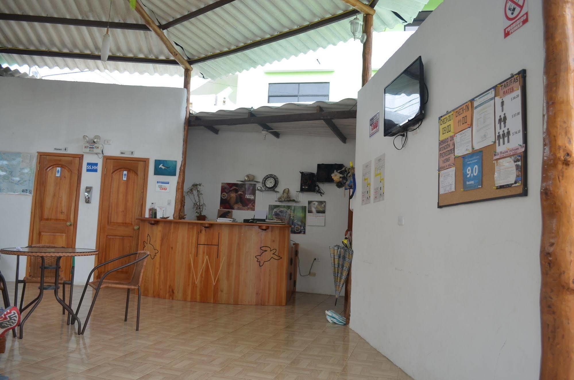 Hostal White House Galapagos Puerto Ayora  Eksteriør billede